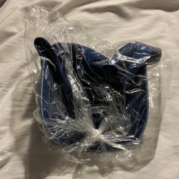 Supreme Embossed denim camp cap - Picture 3 of 3